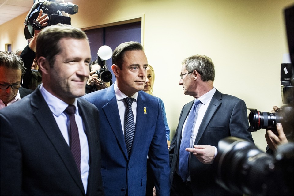 PS-voorzitter Paul Magnette en zijn N-VA-evenknie Bart De Wever. 
