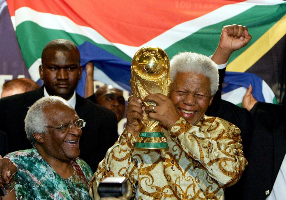 Met Nelson Mandela tijdens het WK-voetbal in 2010 