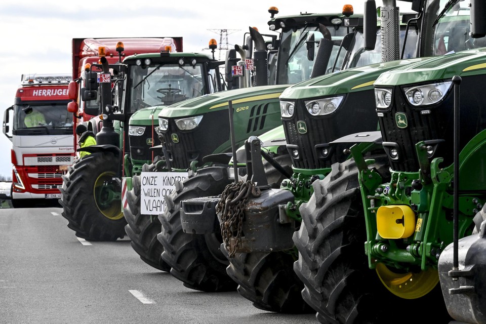 Boeren zouden donderdag ook belangrijke toegangswegen richting Brussel willen blokkeren.
