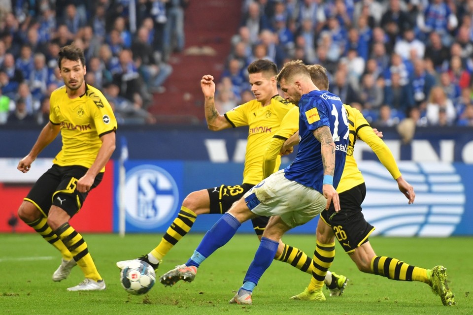 Zaterdag staat de topper tussen Borussia Dortmund en Schalke 04 gepland 
