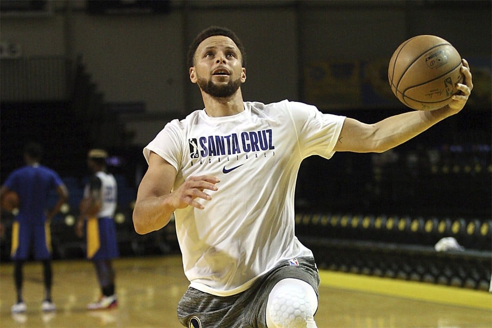 Curry is bijna terug bij de Golden State Warriors. 