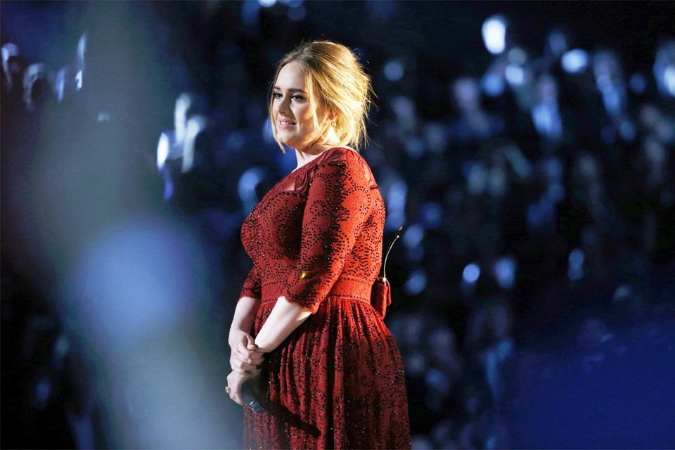 Adele heeft de voorbije maanden afscheid genomen van haar ronde vormen 