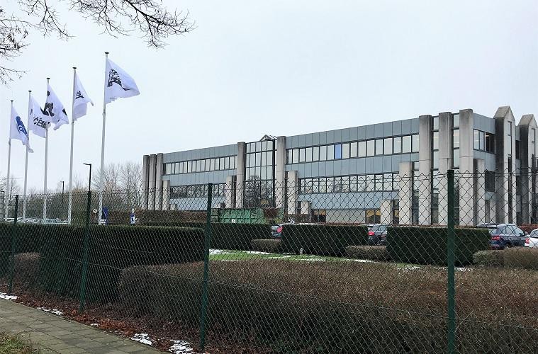 Het kantoor van VF Corporation bevindt zich in dit gebouw aan de Posthofbrug in Berchem.