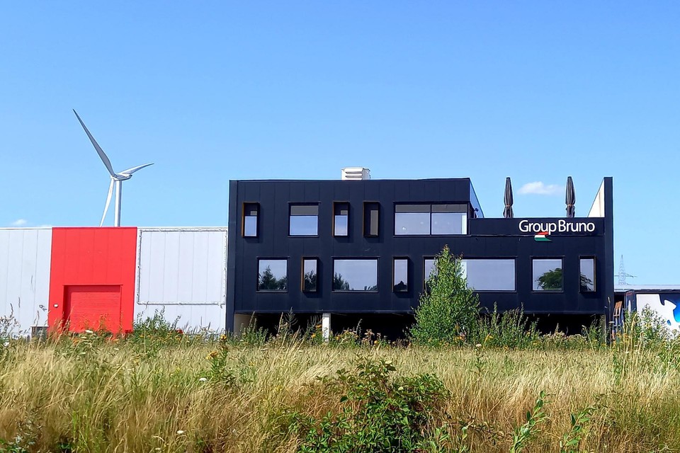 De kinderopvang is gepland op de eerste verdieping van het hoofdgebouw van Group Bruno op Genk-Zuid in Bilzen.