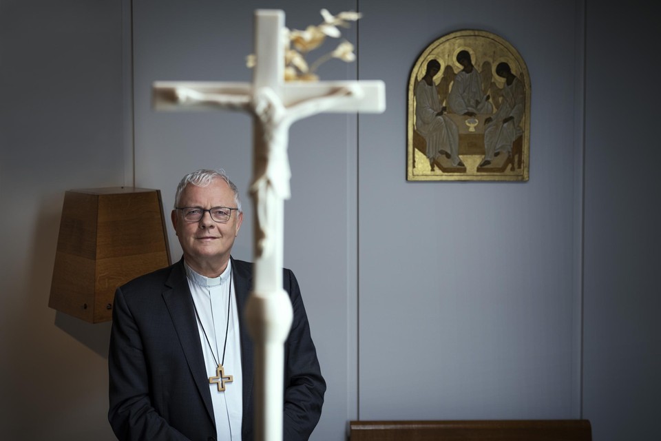 Monseigneur Patrick Hoogmartens, bisschop van Hasselt. 