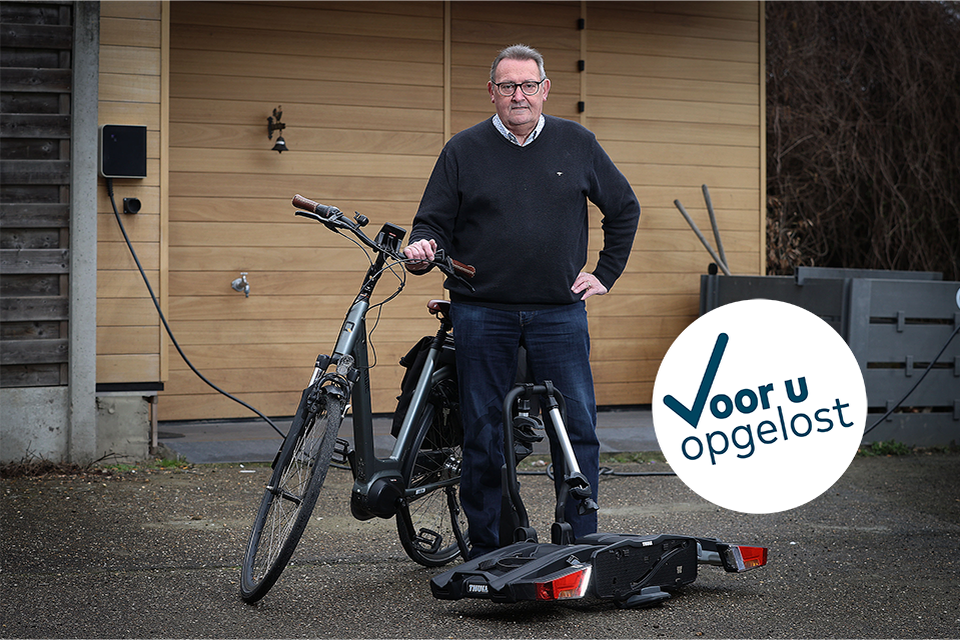 Geluk bij een ongeluk: Yves Lehaen krijgt niet alleen een herstelde fietsendrager maar ook een vergoeding voor de herstelling van zijn fiets.