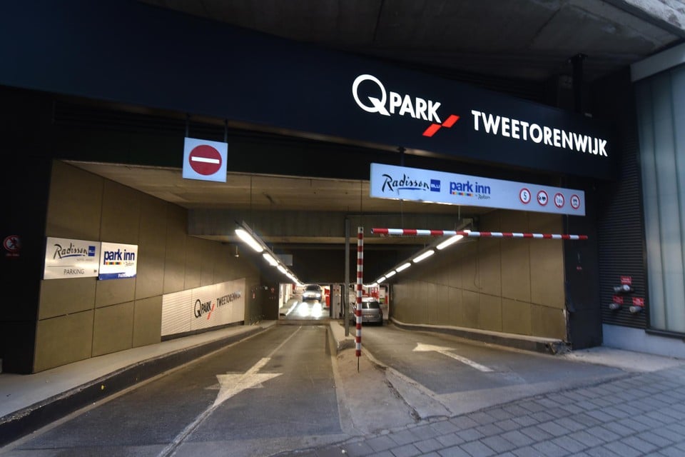 Het gaat om vier ondergrondse parkings in het centrum van Hasselt, zoals hier onder de TT-wijk. 