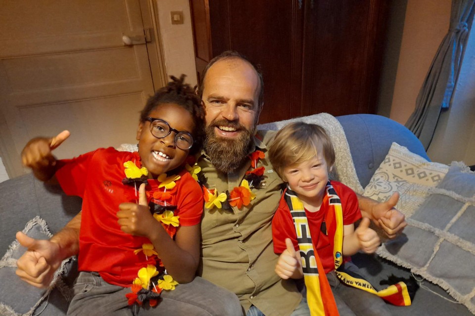 Raf Loyen en zijn kinderen volgen het WK vanuit Frankrijk.  