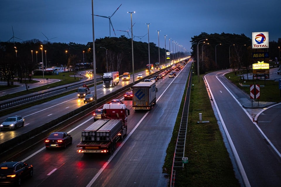 Ook op de Vlaamse snelwegen neemt de filedruk af. 