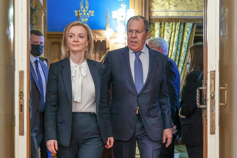 Lavrov met de Britse minister van Buitenlandse Zaken, Liz Truss. 