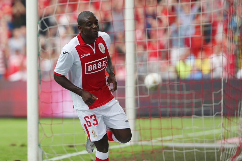 Geoffrey Mujangi-Bia scoorde tweemaal voor Standard