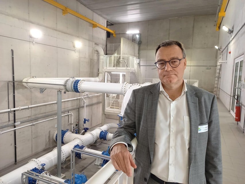 Directeur Hans Goossens van De Watergroep in het gloednieuwe waterdistributiecentrum in Bilzen 