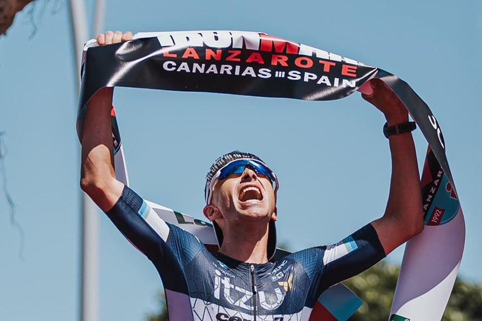 Kenneth Vandendriessche ziet Ibiza als een goede test voor de Ironman van Lanzarote. “En als ik me daar niet kan plaatsen voor het WK Ironman, probeer ik het in juli nog eens in Nice.”