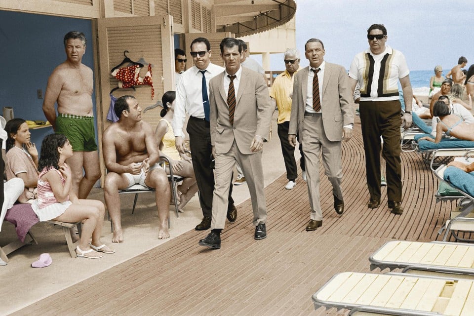 Frank Sinatra op de boardwalk in Miami.