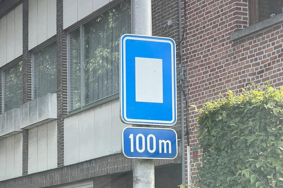 Het mysterieuze verkeersbord in de Kerkstraat.