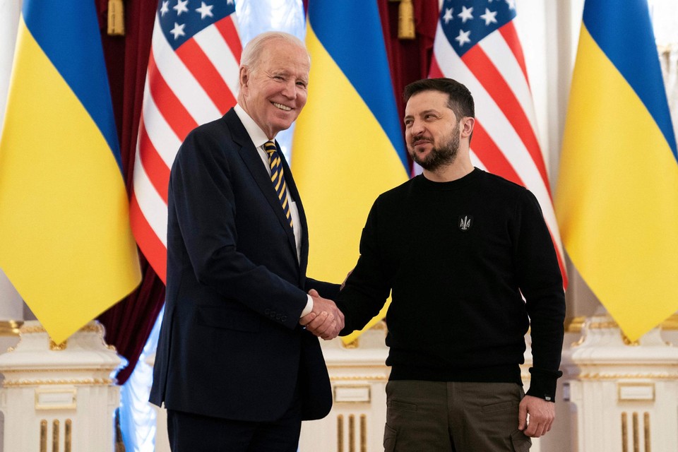 Het bezoek van Biden in Kiev moest de band van de twee leiders bewijzen. Maar er zit ruis op de lijn.