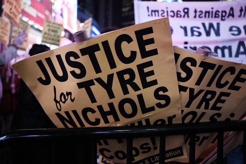 Na de dood van Tyre brak protest uit in de straten van Memphis.