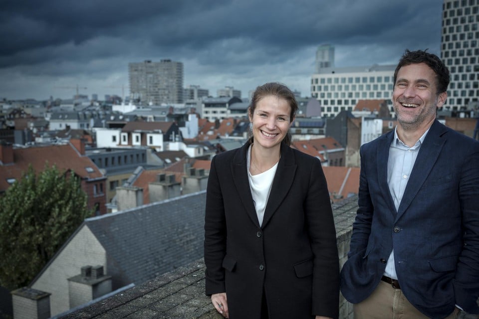 Marie Delvaulx van The Shift en Antoine Lebrun van WWF, de organisaties achter de Belgian Alliance for Climate Action. 