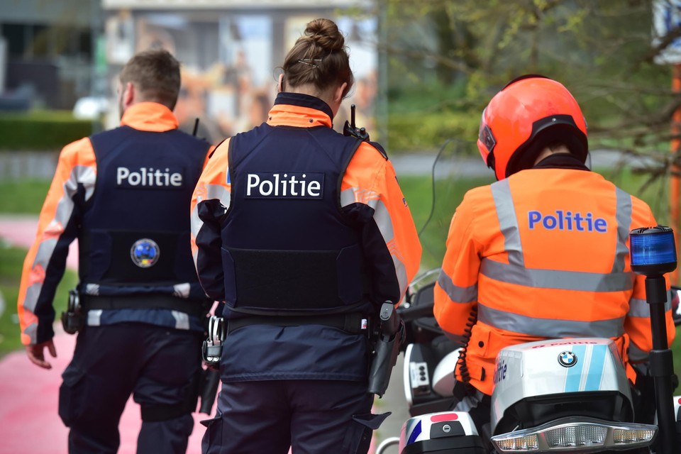 Burgemeesters van de drie politiezones Kanton Borgloon, Tongeren-Herstappe en Sint-Truiden-Gingelom-Nieuwerkerken voerden vrijdag een verkennend gesprek over de vorming van een grote politiezone in Haspengouw.  