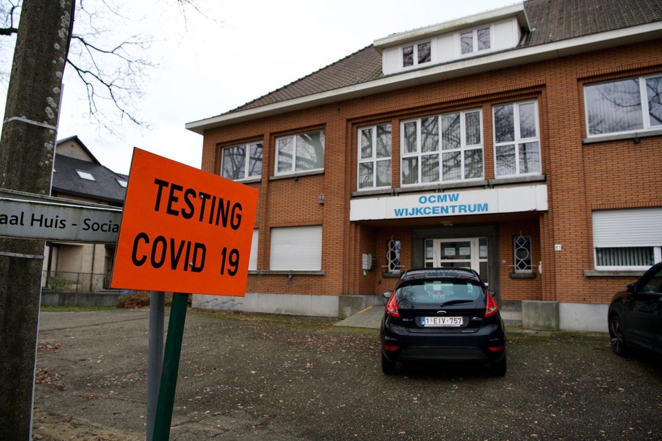Op de Onderwijslaan 91 in Genk opent donderdag het eerste walk-in testcentrum van Limburg. 