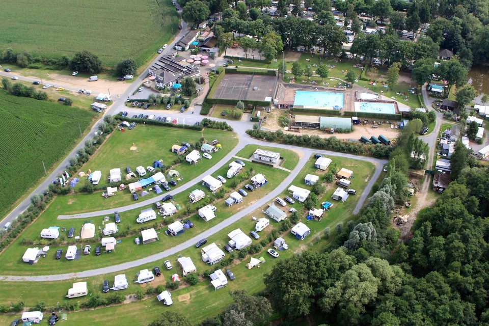 Camping Kempenheuvel in Bree telt in totaal 220 plaatsen.