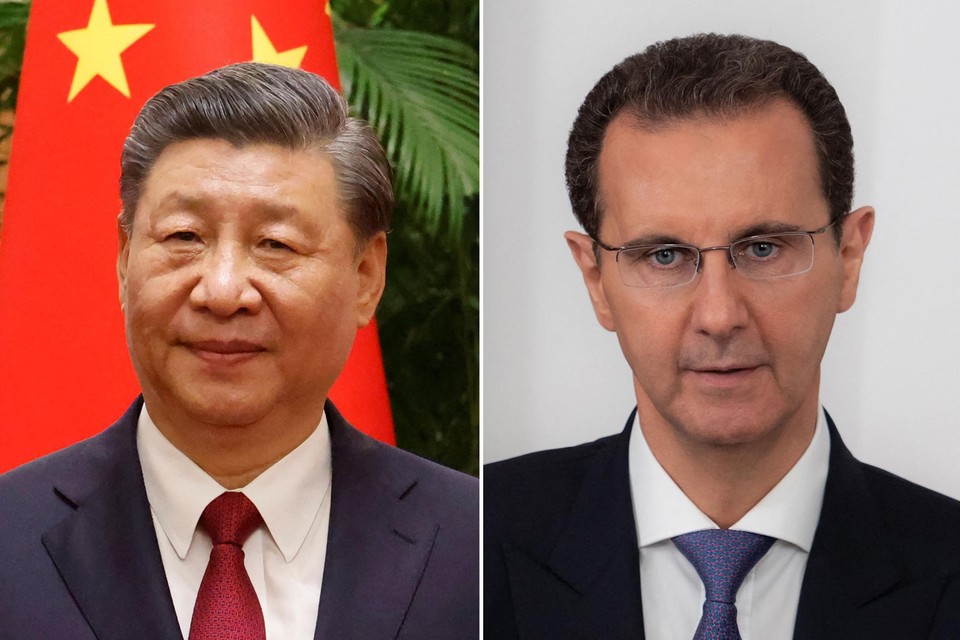 De Syrische president Bashar al-Assad (rechts) maakt de reis “op officiële uitnodiging” van de Chinese president Xi Jinping.
