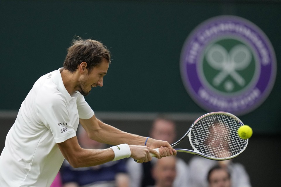 Daniil Medvedev zal dit jaar mogen deelnemen aan Wimbledon.