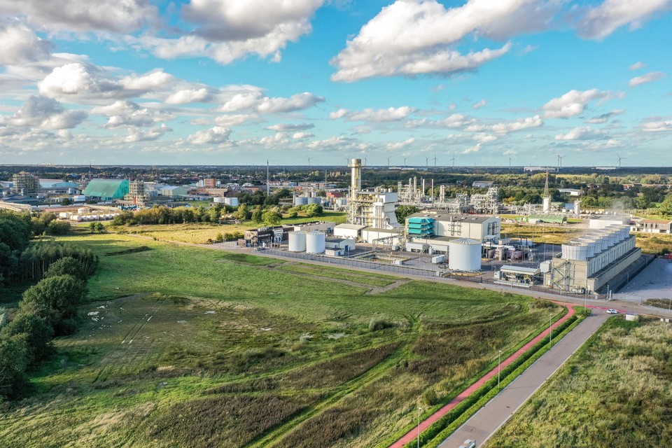 Op de braakliggende gronden voor de bestaande gascentrale T-Power wilde Tessenderlo Group haar nieuwe gascentrale bouwen.  