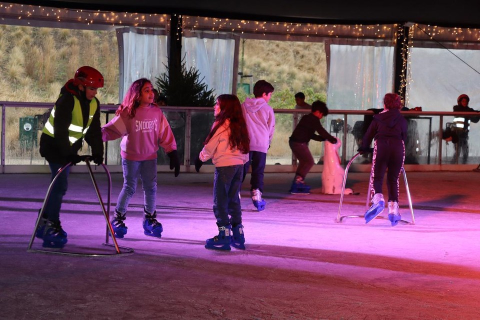 De overdekte schaatshal op Terhills Resort kende vorig jaar een groot succes. 