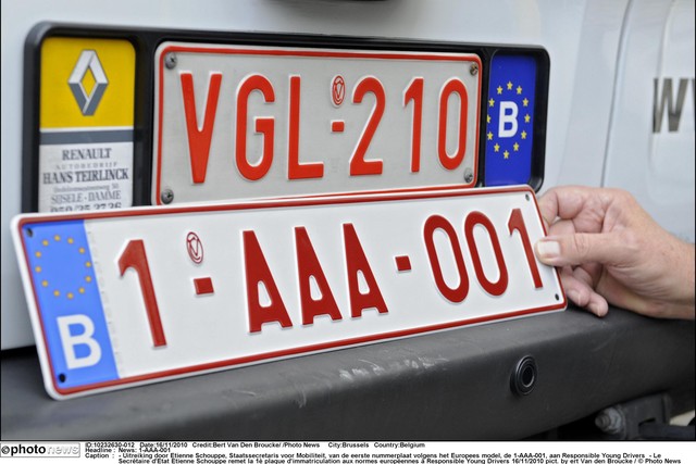 Plagen deugd Installeren Nummerplaten beginnend met 2-AAA komen er nog dit jaar aan (Hasselt) | Het  Belang van Limburg Mobile