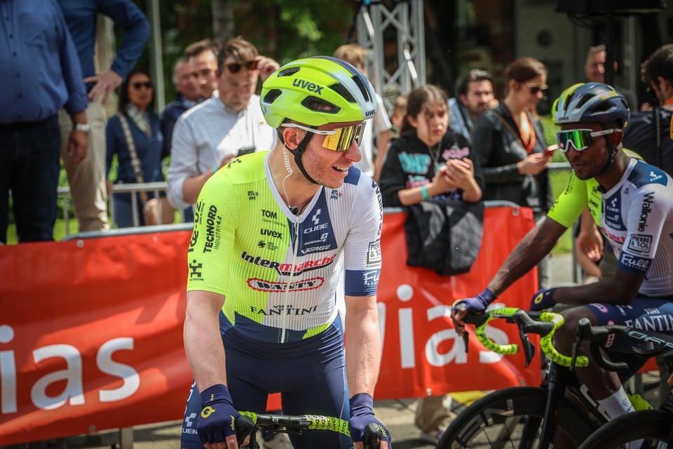 Gerben Thijssen kreeg in de Ronde van Limburg de steun van onder meer Biniam Girmay.