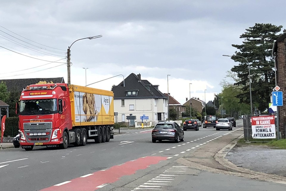 Met de nodige vertraging komt de herinrichting van het kruispunt N79-N78 in Vroenhoven nu echt in zicht.