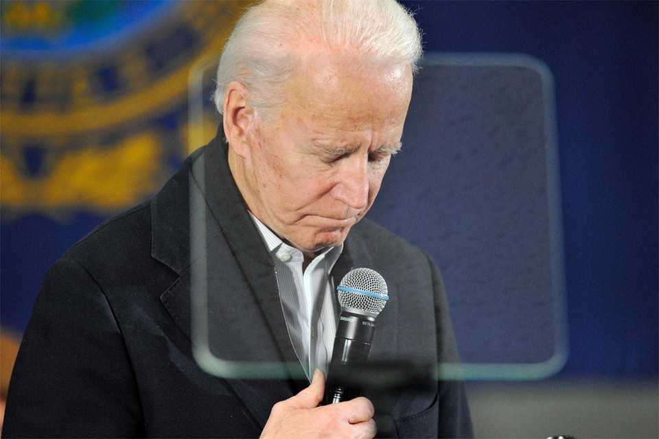 Joe Biden (77) ziet een zwaard van Damocles boven zijn hoofd hangen tijdens de voorverkiezingen. 