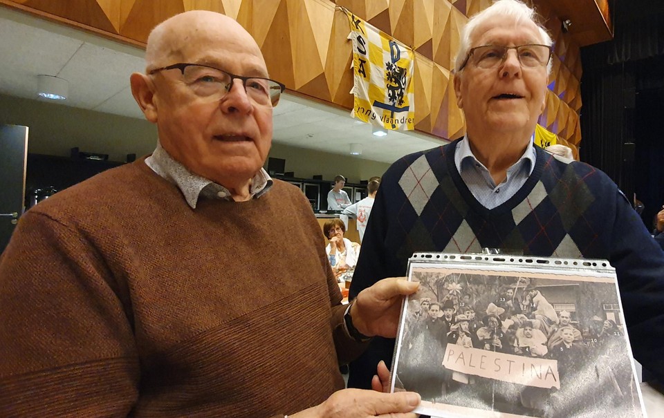 Thieu Vandewinkel en Jos Goossens, met hun 86 jaar de oudste oud-leden van KSA Opglabbeek. 