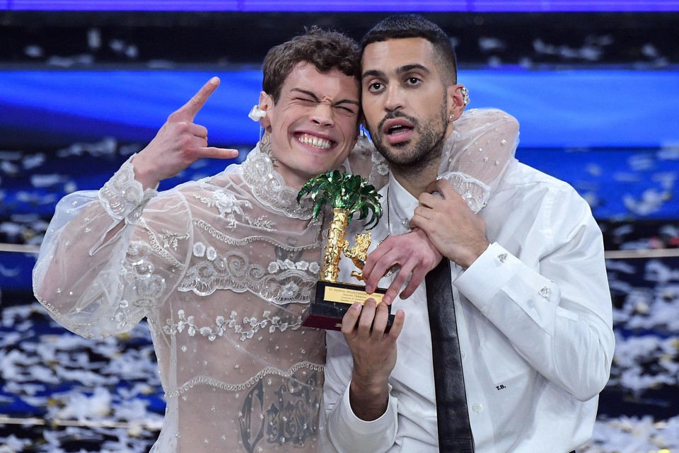 Zangers Blanco (links) en Mahmood (rechts) zullen Italië vertegenwoordigen op het Eurovisiesongfestival. 
