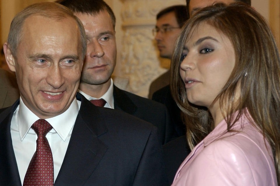 Poetin (70) en zijn vermoedelijke vriendin Alina Kabaeva (39)