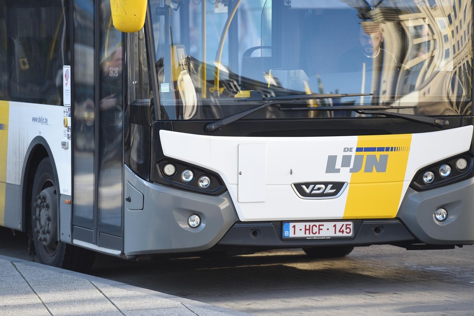 Staking bij De Lijn zorgt voor minder bussen 24 september (Hasselt) | Het Belang van Limburg