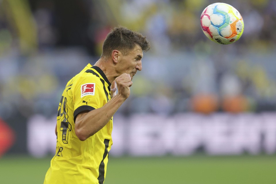Meunier stond de eerste twee Bundesliga-duels in de basis bij Dortmund, maar werd afgelopen weekend wel bij de rust gewisseld.  