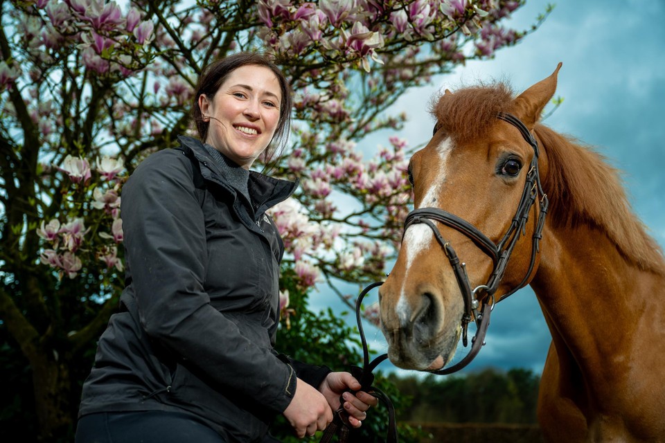 Tamarin Christie: “Als je vooruit wil in de paardensport, moet je naar Limburg. Hier heb je de beste breeding ter wereld. Nergens worden betere paarden gefokt.”