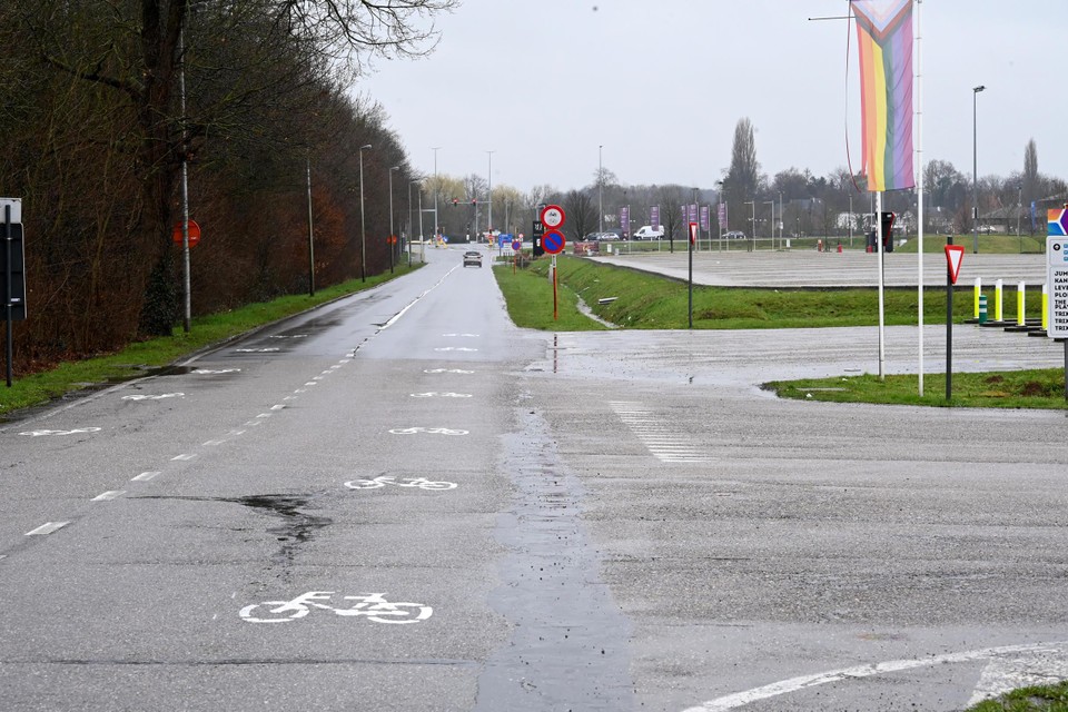In Hasselt wordt de Cordaroute aangepast met een fietsweg langs de Trixxo Arena tot aan het Provinciehuis.
