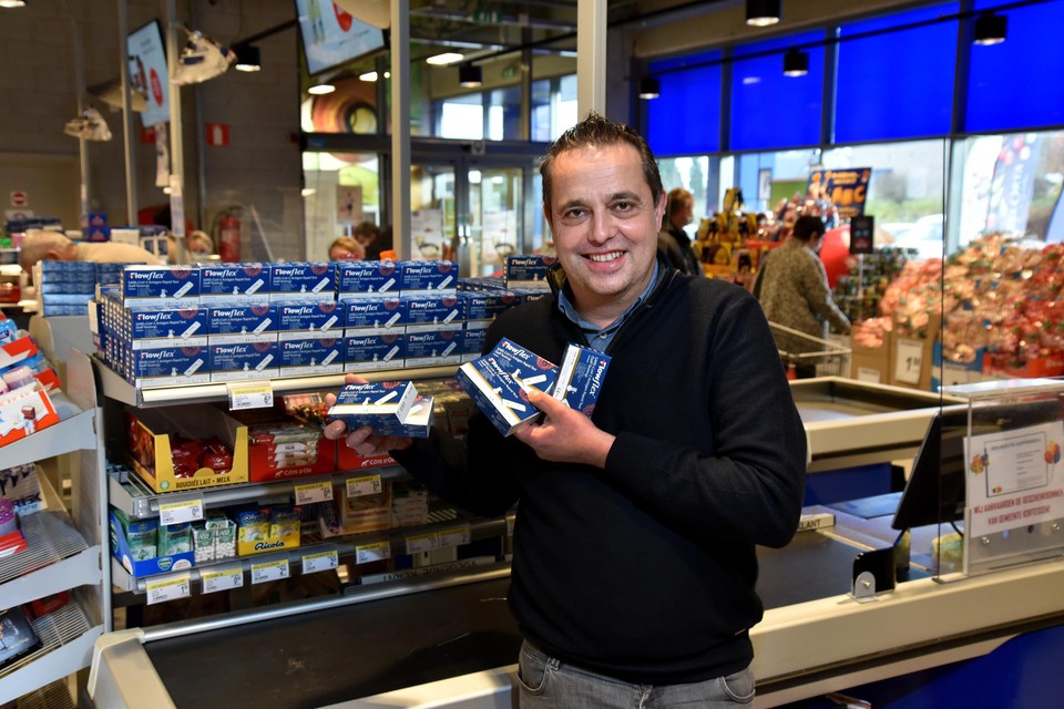 Bij supermarktketen Alvo is de verkoop van de snelle zelftests verdubbeld.  