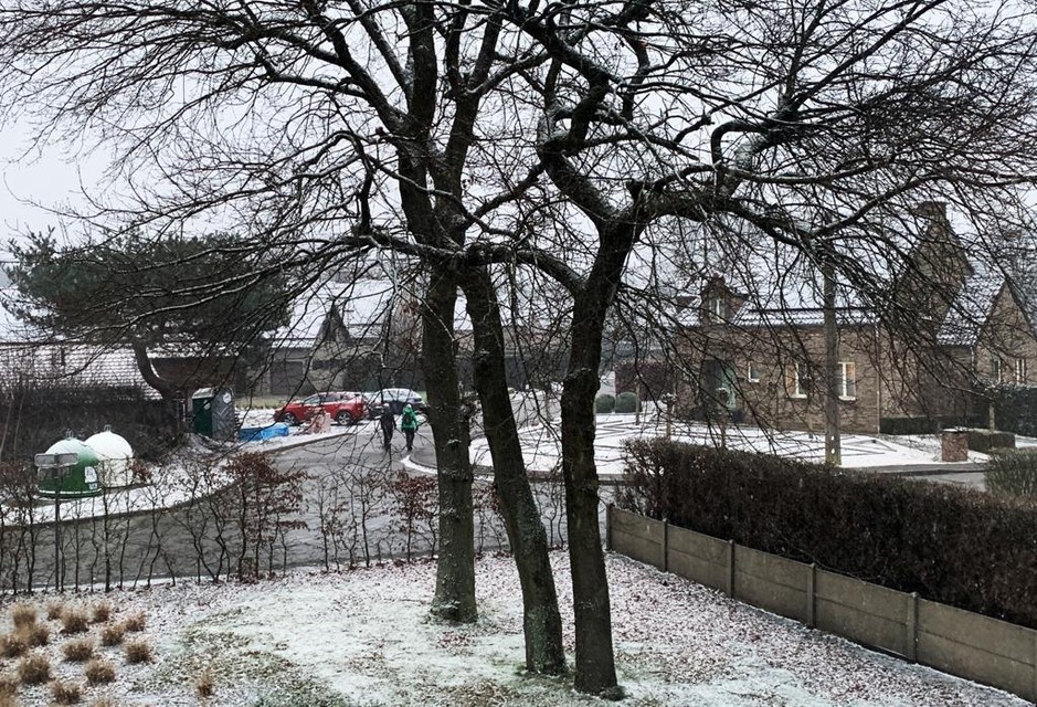 De Eerste Sneeuw Is Gearriveerd Limburg Kleurt Langzaam Wit Het Belang Van Limburg Mobile
