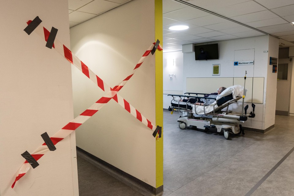 Het Hasseltse Virga Jessa-ziekenhuis wil naar een nieuwe campus, maar wacht daarvoor op Vlaamse financiering. In afwachting verbouwt het op eigen kosten. 